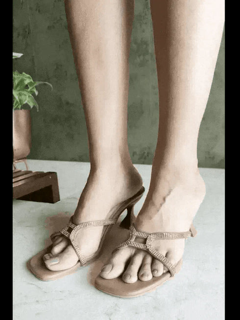 Elegant Tuscan Tan Heels - cunei